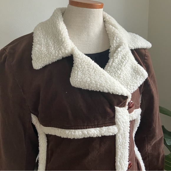 Retro Y2K Sherpa Lined 70s Inspired Coat - Picture 2 of 7